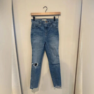 Madewell distressed curvy high rise skinny jeans  26